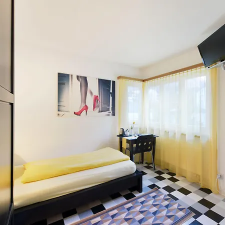 - Self Check-in Hotel Briga