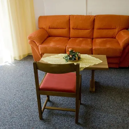 - Self Check-in Hotel Brig