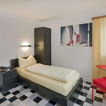 - Self Check-in 3* Brig-Glis