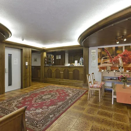 - Self Check-in Otel Brig