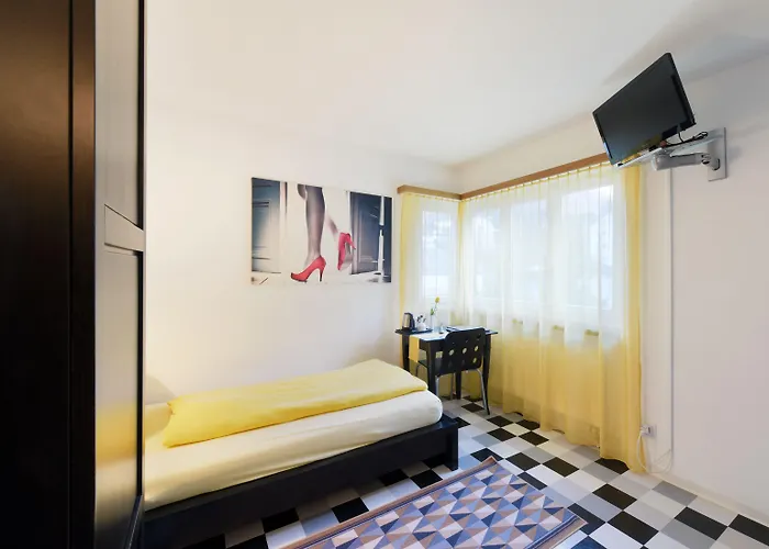 - Self Check-in Hotel Brig-Glis