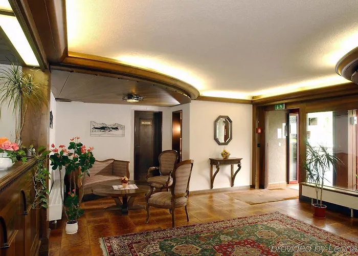 - Self Check-in Hotel