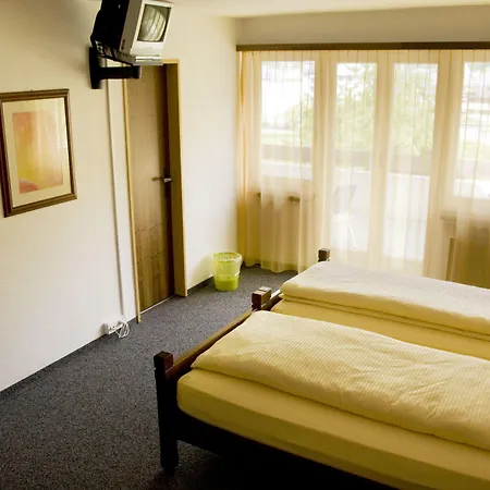 Hotel - Self Check-in Brigue